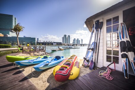 Beach Rotana All Suites - Image 2