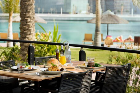 Beach Rotana All Suites - Image 43
