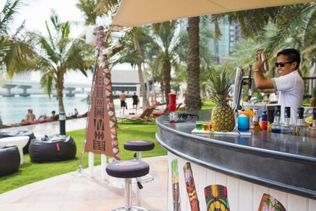Beach Rotana All Suites - Image 3