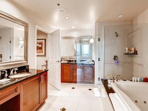 Luxury Condo, 1 Bedroom, Balcony, Mountain View | Bathroom | Separate tub and shower, jetted tub, free toiletries, hair dryer