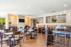 Desayuno continental incluido todos los días 