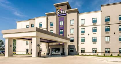 Sleep Inn & Suites