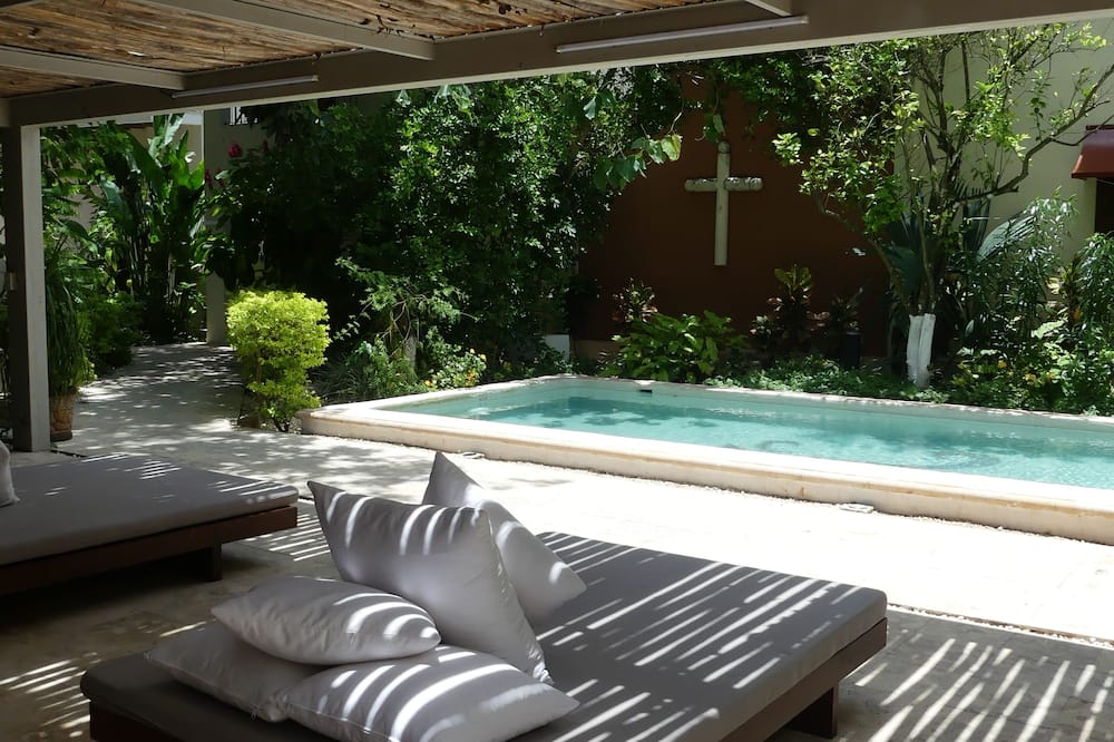 Casa Valladolid Boutique Hotel