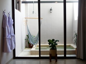 Luxury-Suite, eigener Pool | Ausblick vom Zimmer