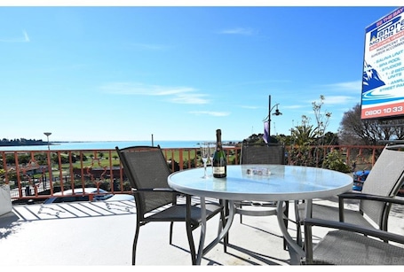 Superior-Suite, 1 Schlafzimmer | Terrasse/Patio. Panorama Motor Lodge