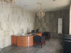 Lobby - Ville Regent Hotel (Abuja)