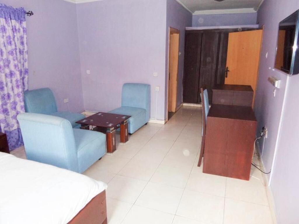 2 Schlafzimmer, Schreibtisch, WLAN, Bettwäsche