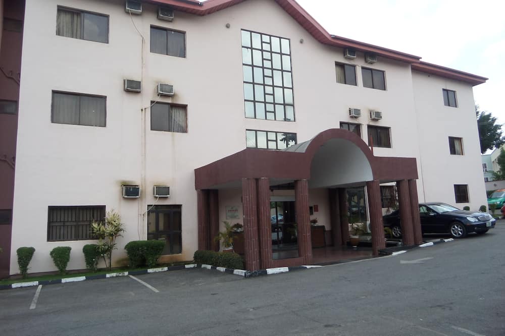 New Golden Hotel