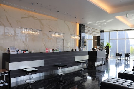 Lobby. Piazza Hotel Nara