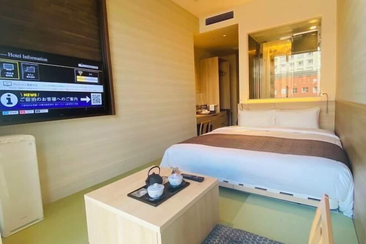 In-room safe, blackout drapes, soundproofing, iron/ironing board
