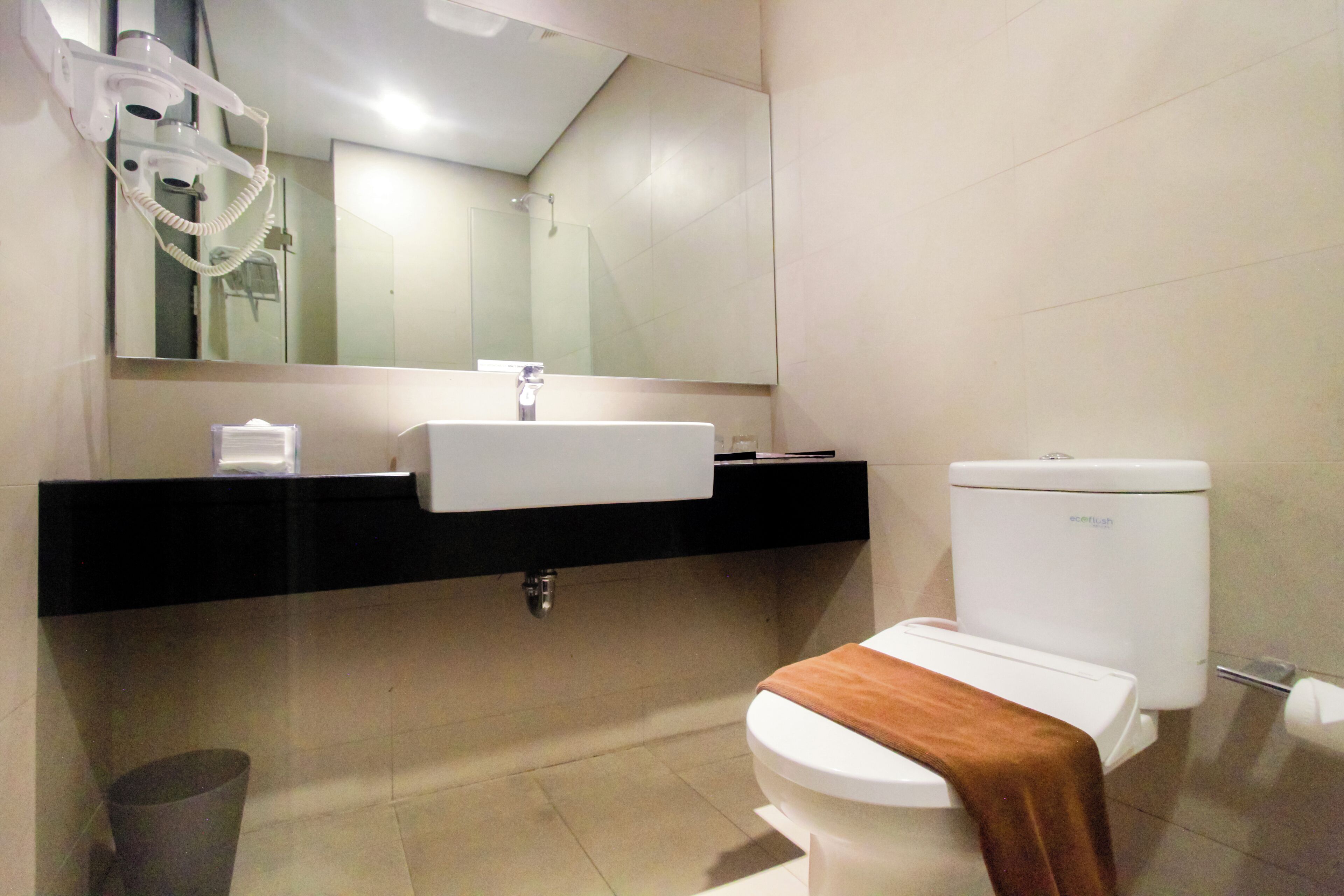 shower, free toiletries, hair dryer, bathrobes