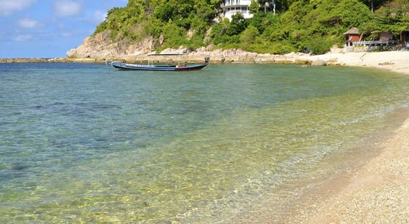 On the beach - Bro&Sis Place (Koh Tao)