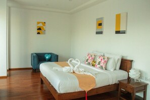 Minibar, in-room safe, individually decorated, individually furnished - Chic Villa 6 (Chiang Mai)