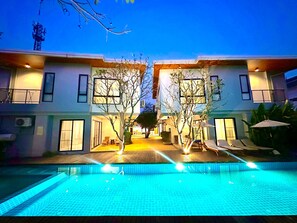 4 Bedroom Pool Villa Chic 5