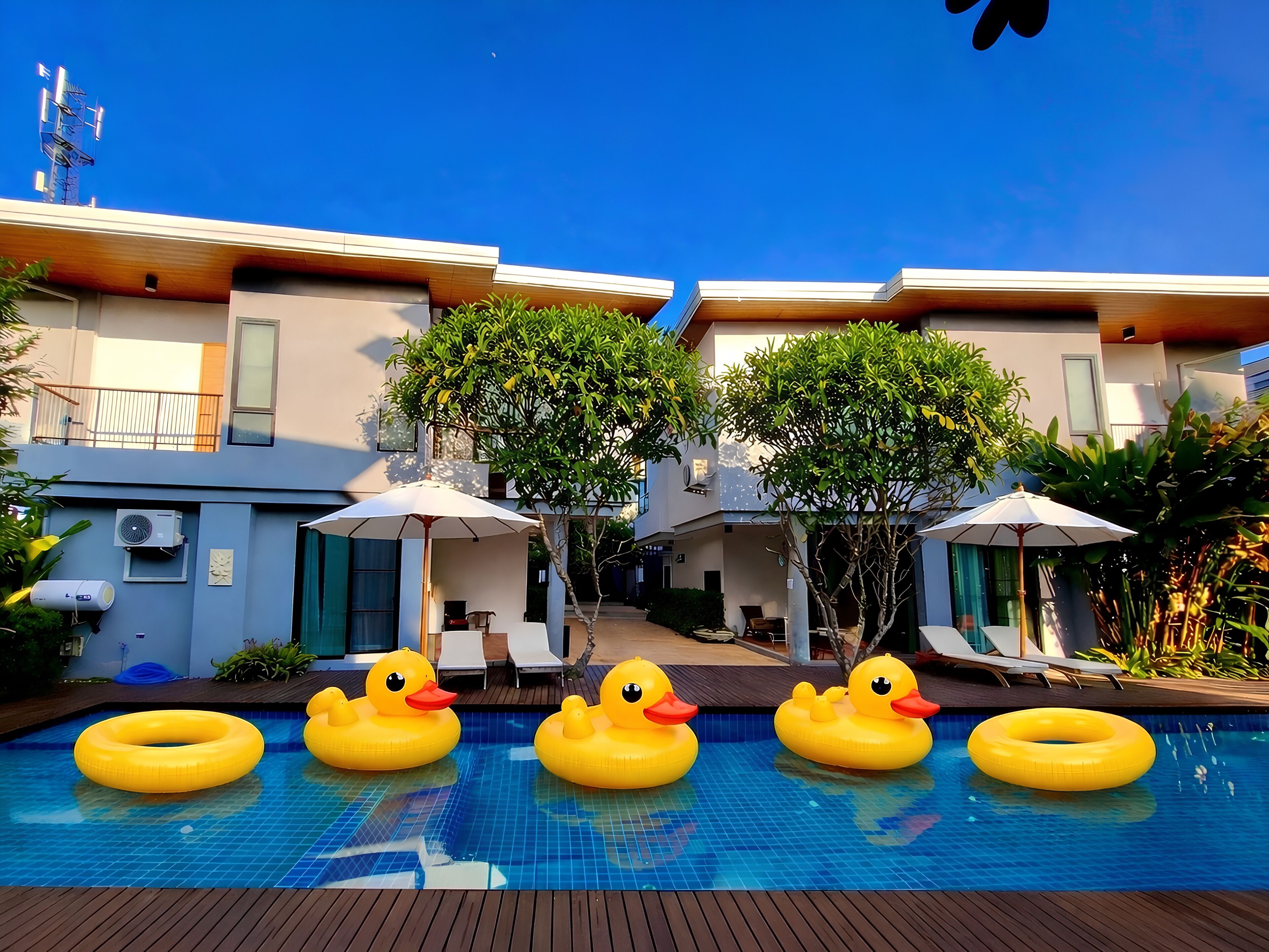 4 Bedroom Pool Villa Chic 5 | Minibar, in-room safe, individually decorated, individually furnished