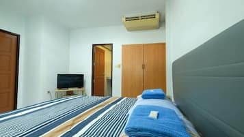 Rollaway beds, free WiFi