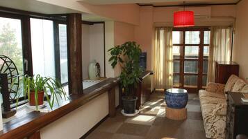 2 Bedrooms 403 | Living room | Flat-screen TV