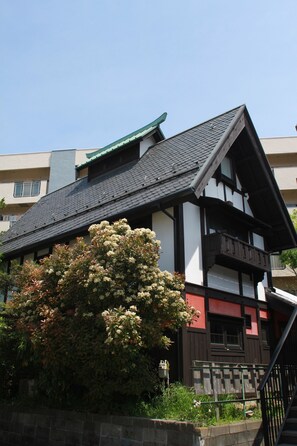 Villa Luxe, 2 chambres, vue jardin (MikuraAnnex) | Vue de la chambre