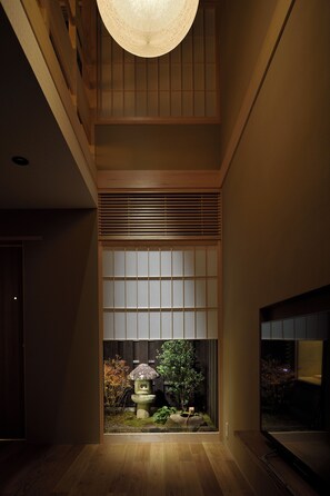 Kyoto Machiya Entire House | Living area - GUESTHOUSE KYOTO MICaSA (Kyoto)