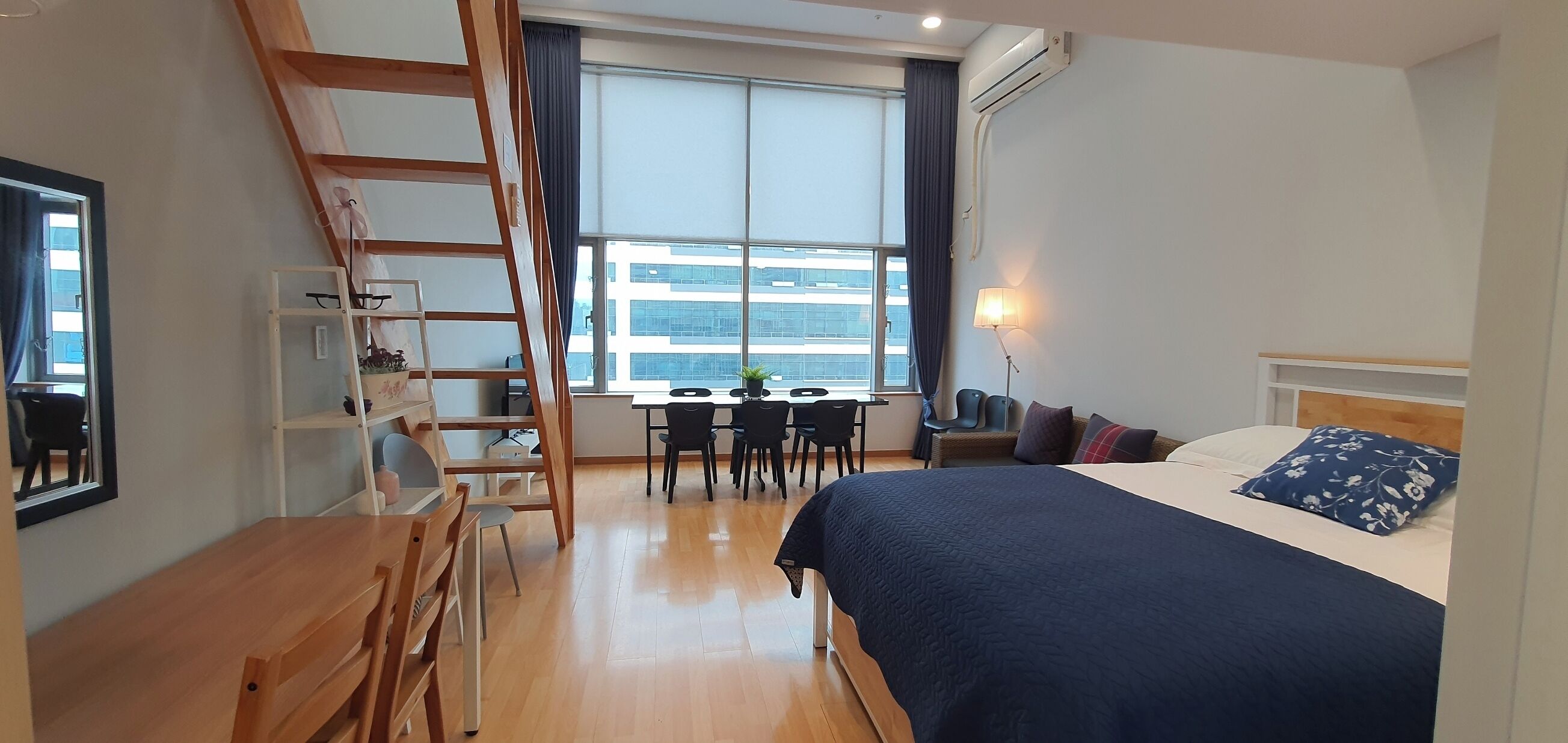 Family Loft, Non Smoking (XXXX) | Blackout drapes, WiFi (free), individually furnished, bed sheets