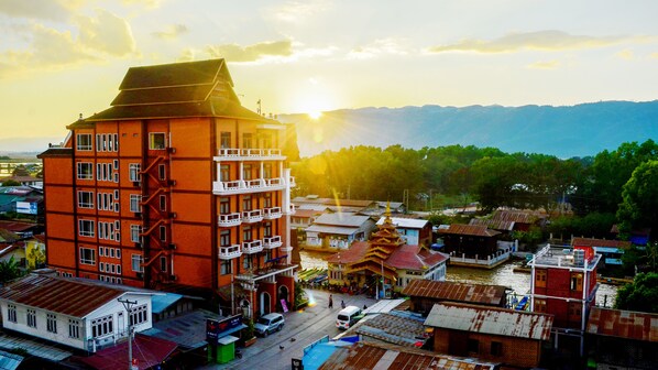Exterior - Thousand Island Hotel Inle (Nyaungshwe)