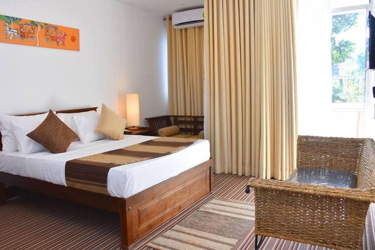 Chambre Double Deluxe, 1 chambre, balcon | Literie de qualité supérieure, bureau, Wi-Fi gratuit