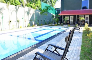 Piscine extérieure