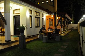 Garden - Sayo Villa (Negombo)