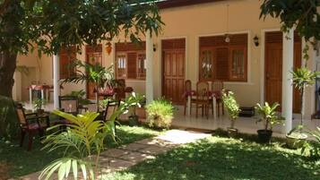 Entrada de la propiedad