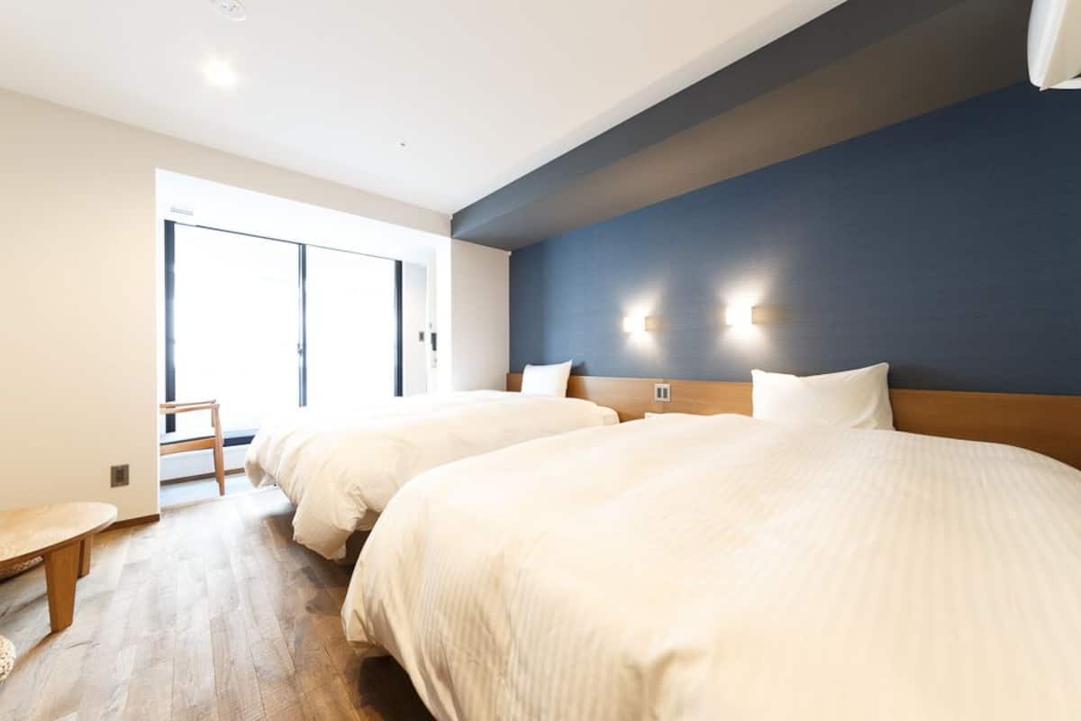 0b | down duvets, individually decorated, individually furnished, free wifi