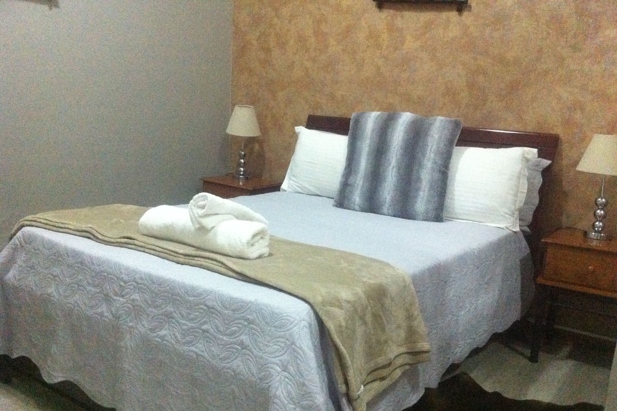 Standard Double Room, Garden View | In-room safe, desk, free WiFi