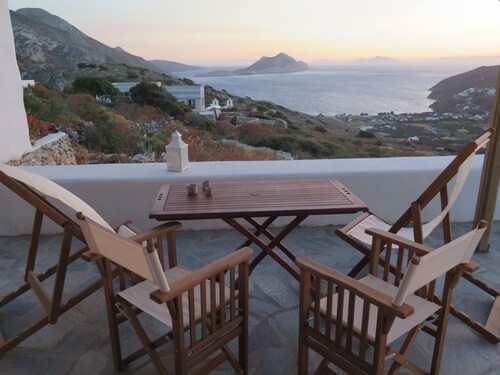 Kaminaki Amorgos Studios & Apartments