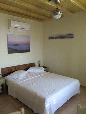 Standard Studio (Keros)