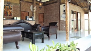 Terrace/patio - The Lakshmi Villas (Gili Trawangan)