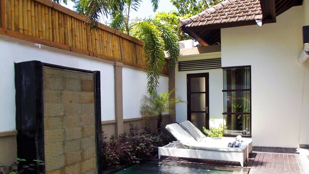 Outdoor pool - The Lakshmi Villas (Gili Trawangan)