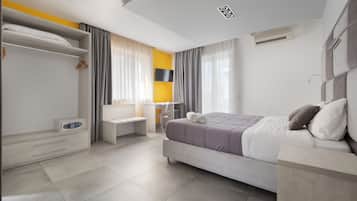 Doppia Deluxe | Biancheria da letto di alta qualità, minibar, una scrivania