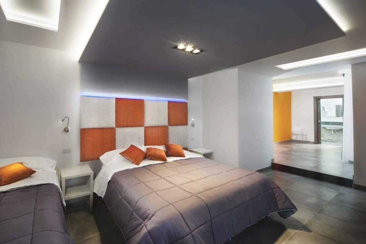 Premium bedding, minibar, desk, laptop workspace