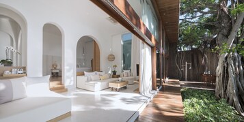 시그니처 빌라 (SALA Signature Villa One) | 고급 침구, 미니바, 객실 내 금고, 책상