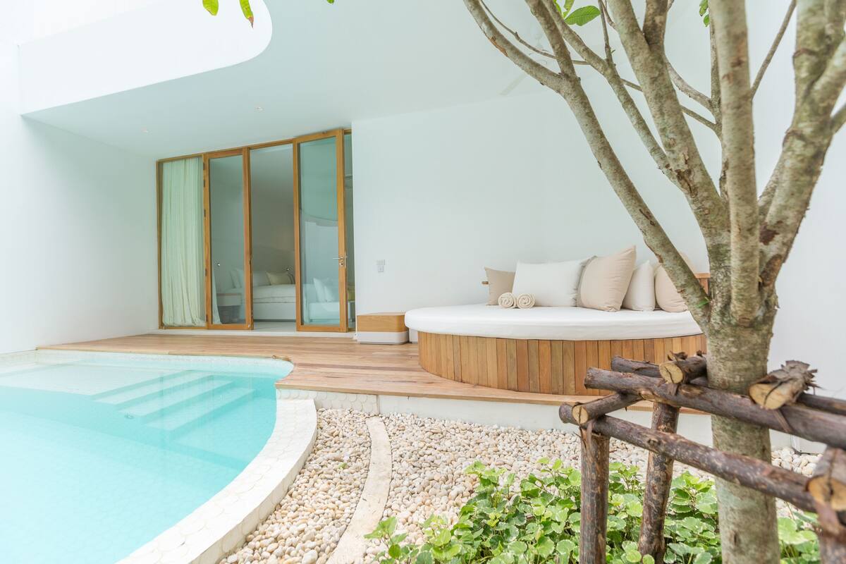 Garden Pool Villa
