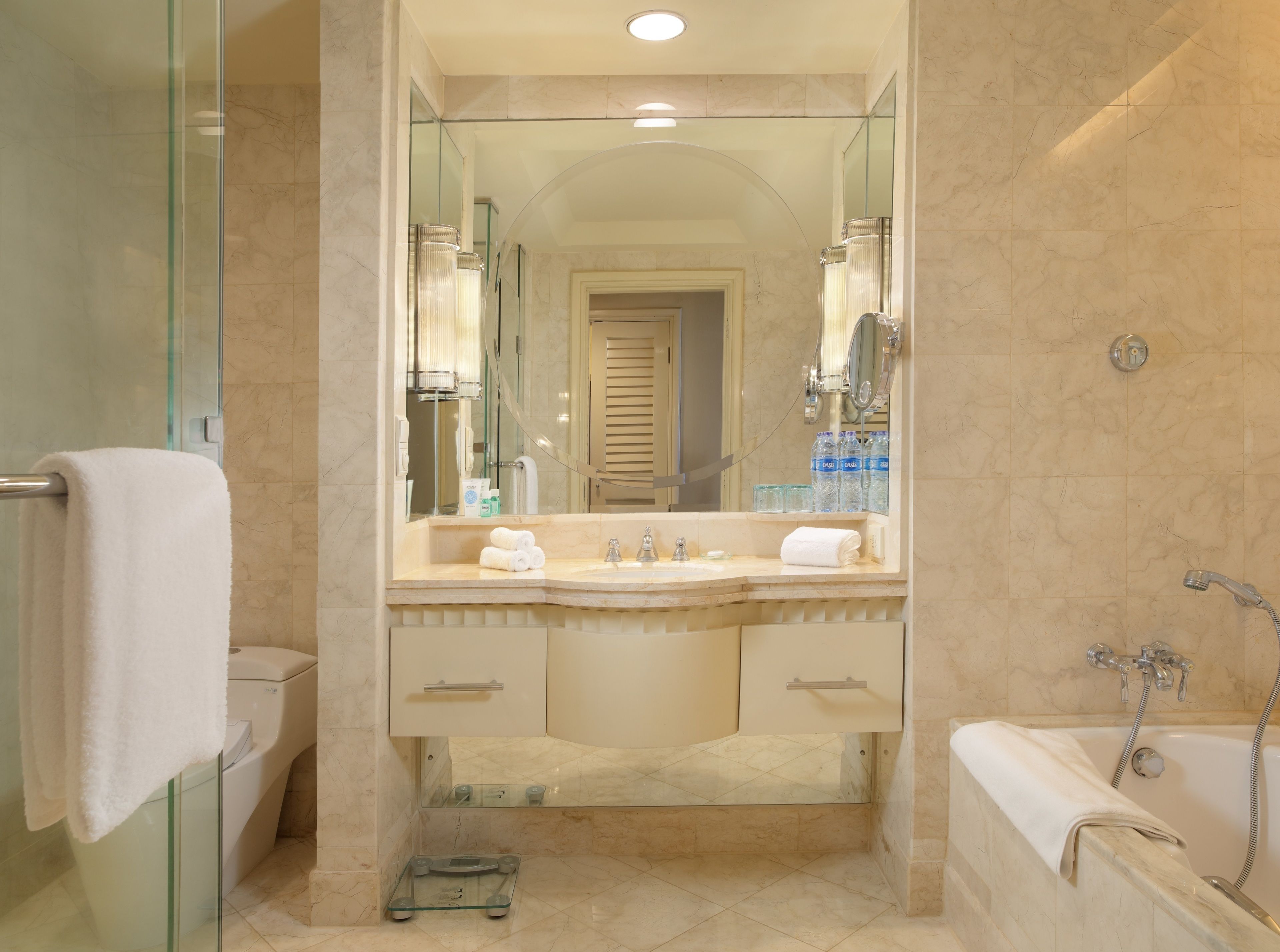 separate bathtub and shower, deep-soaking bathtub, rainfall showerhead