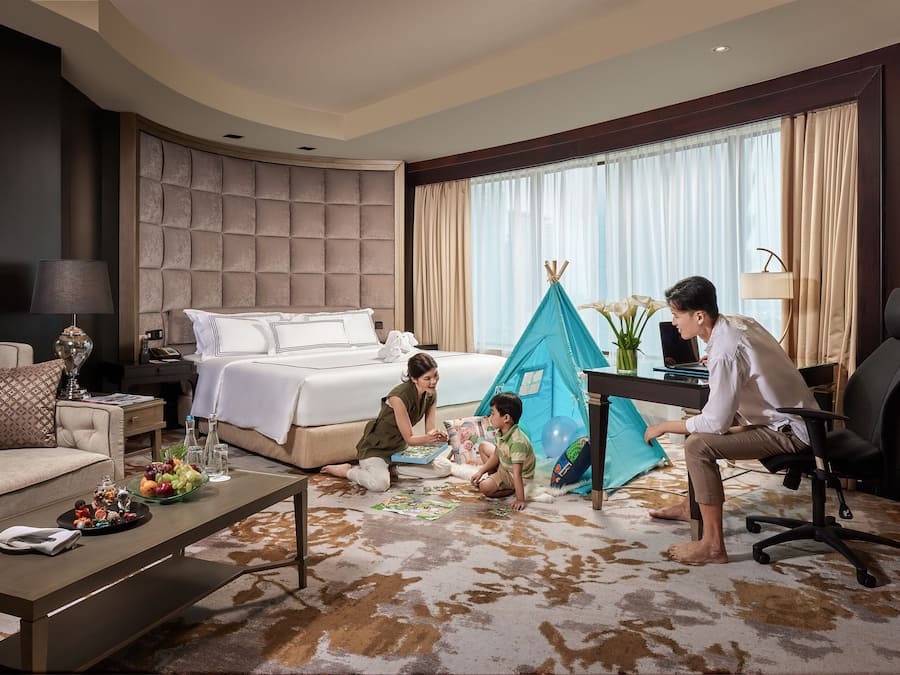 Suite estudio (Free Minibar & Newly Renovated) | Ropa de cama de alta calidad, minibar, caja fuerte y escritorio