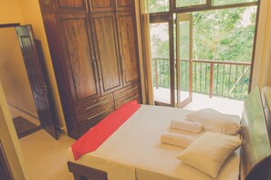 1 bilik tidur, langsir/tirai gelap terus, seterika/papan seterika 