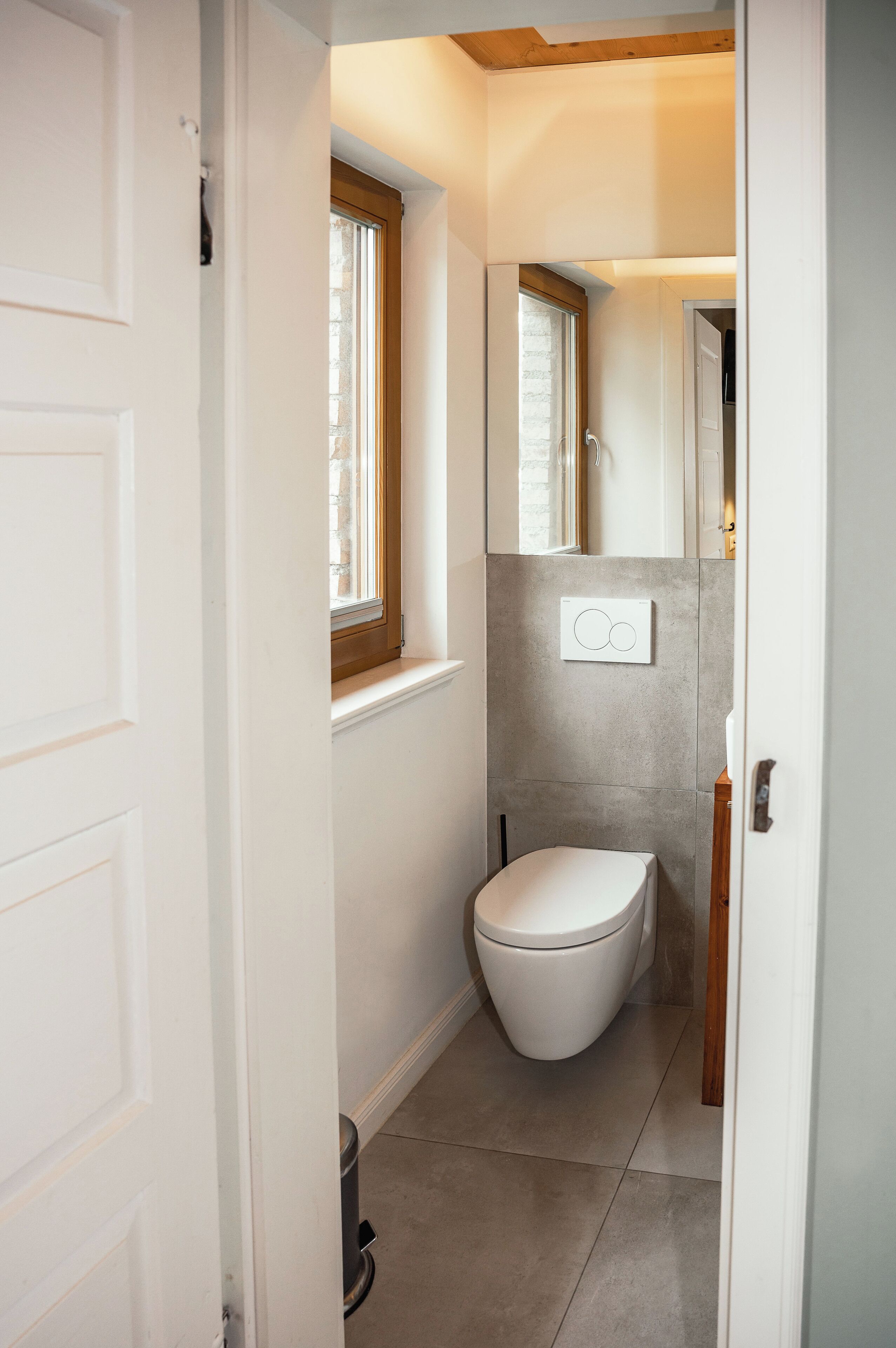 single room | bathroom | shower, hair dryer, towels