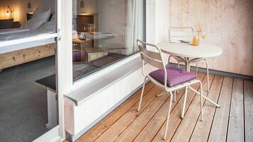 Deluxe-Doppelzimmer, Balkon | Terrasse/Patio