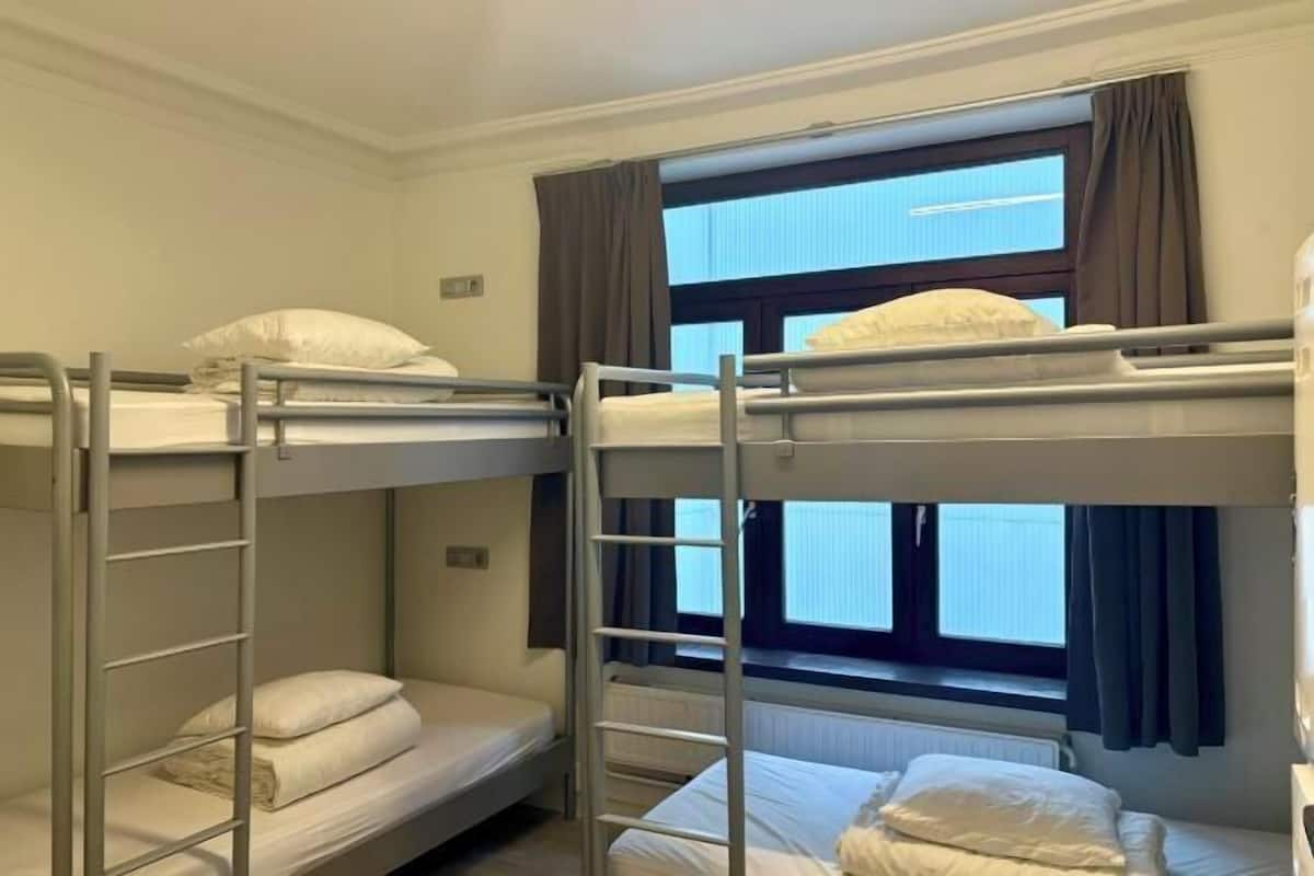 Literie de qualité supérieure, chambres insonorisées, Wi-Fi gratuit