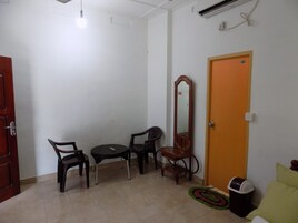 Escritorio, camas plegables/adicionales y wifi gratis