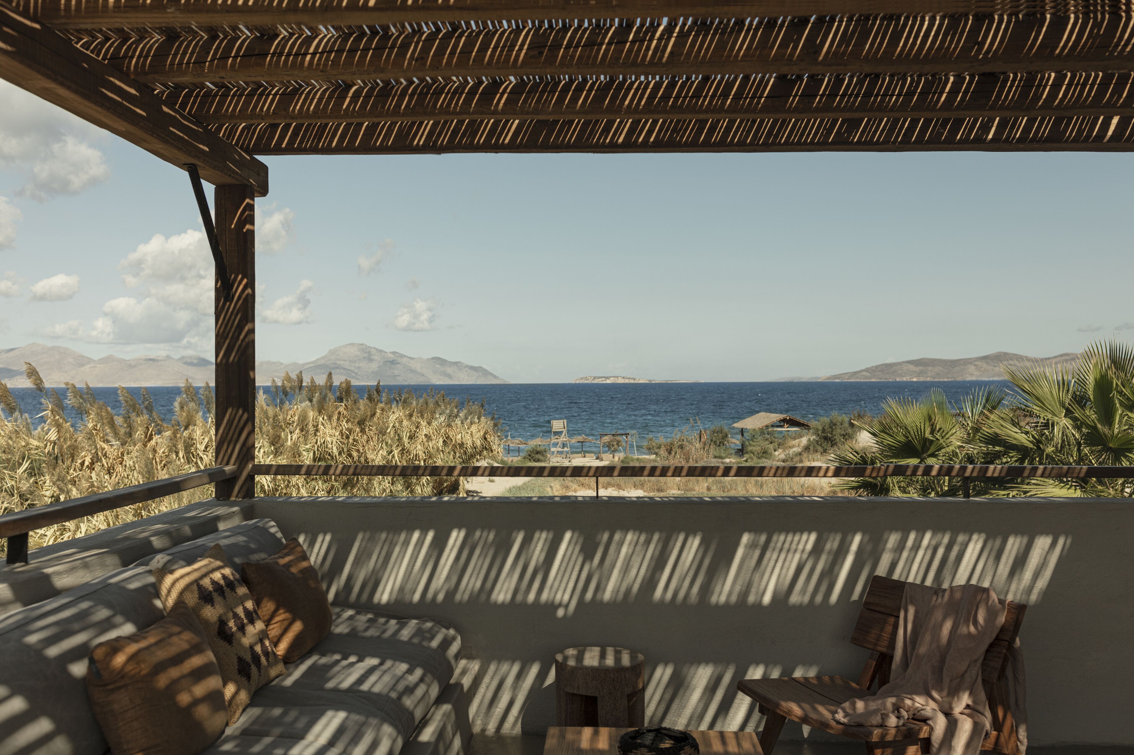 Villa, piscina privata, fronte oceano | Minibar, una cassaforte in camera, con arredamento individuale