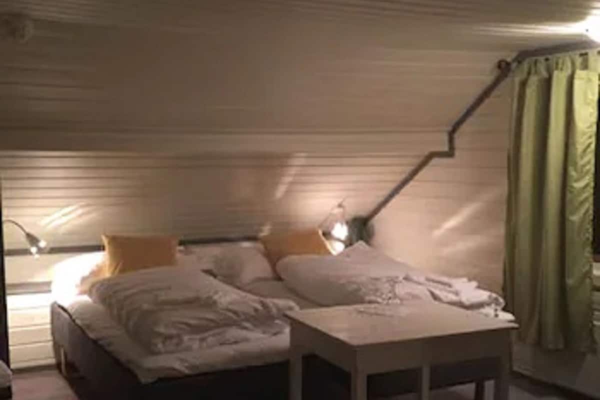 1 habitación, decoración personalizada y muebles diferentes