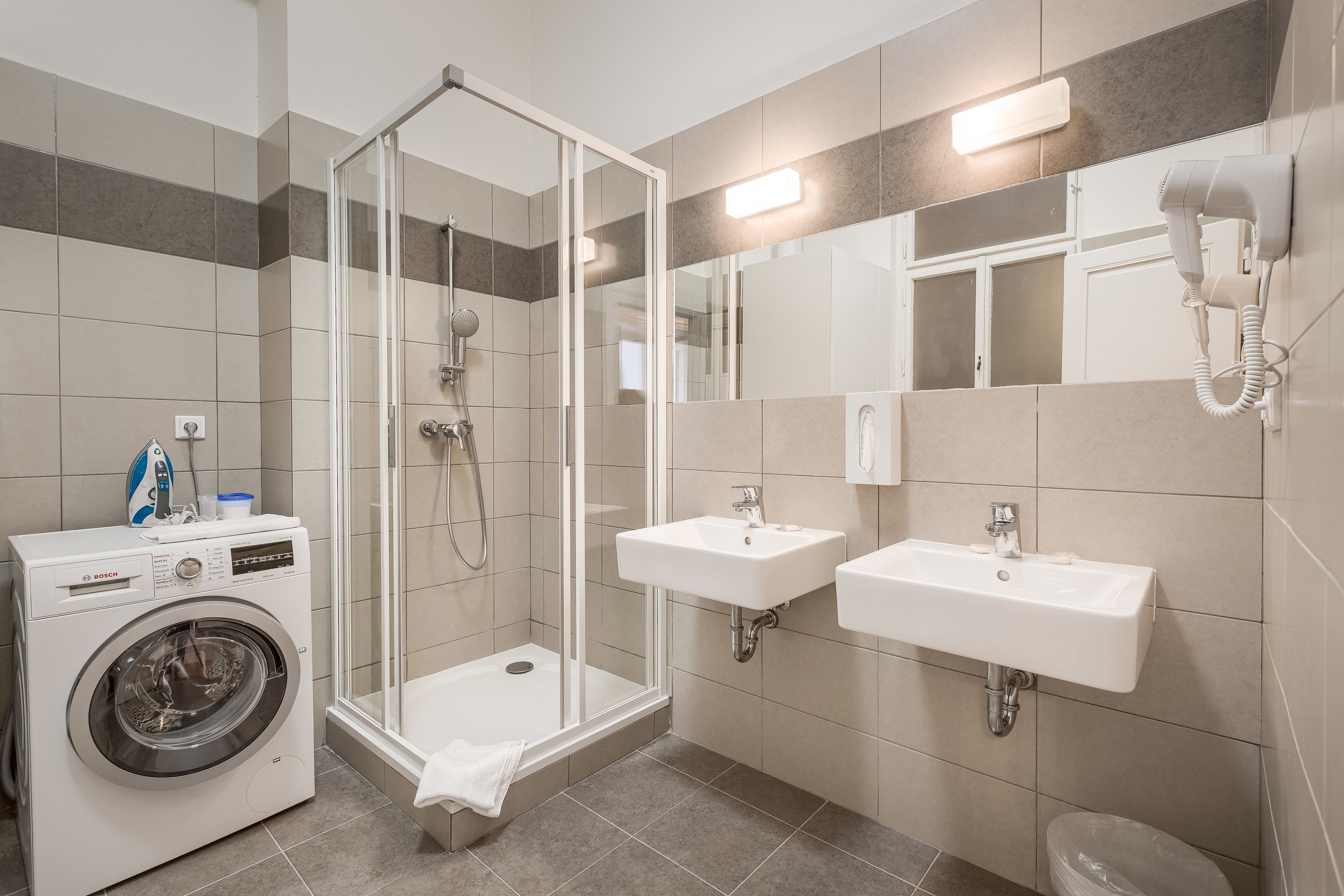 Apartment, 1 Bedroom | Bathroom | Shower, free toiletries, hair dryer, towels