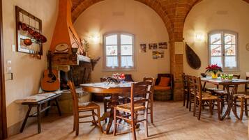 Daily buffet breakfast (EUR 5.00 per person)